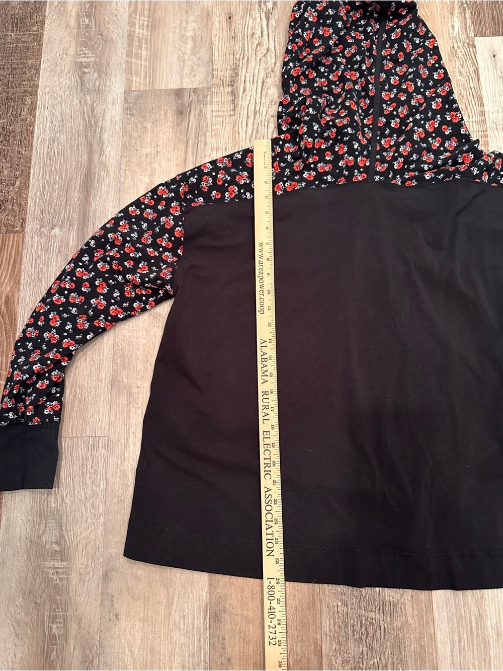Free People Movement Hot Shot Hoodie Black Floral Oversized Comfy Sz M - Picture 9 of 13